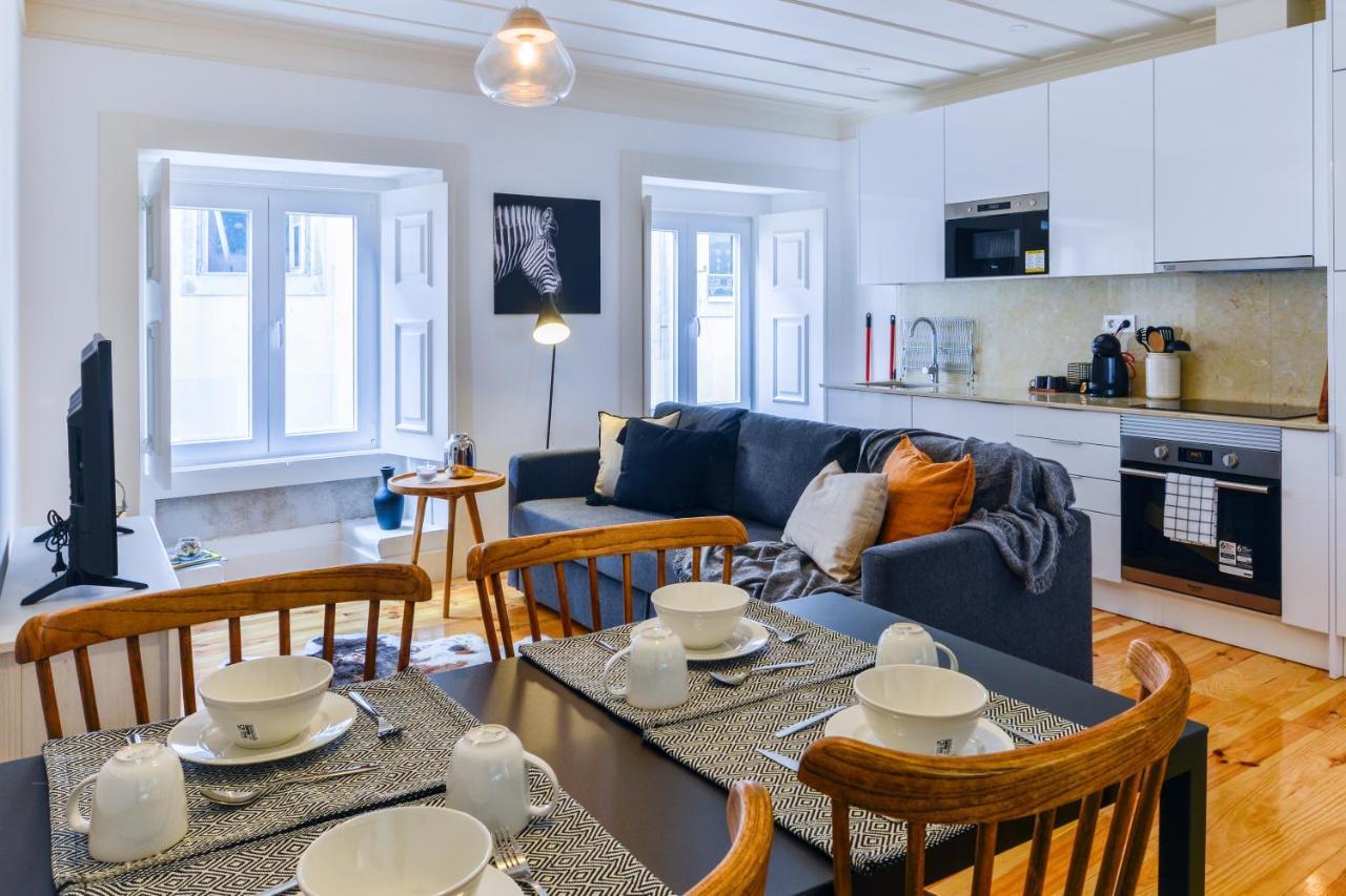 Sunny And Stylish Apartment - 11 Min To The Center Lisboa Exterior foto